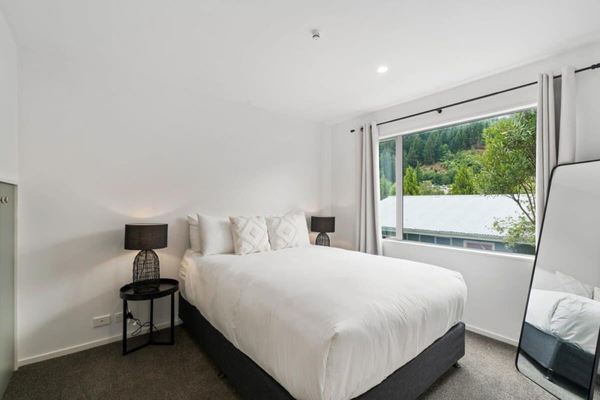 Central Queenstown Luxury Esterno foto